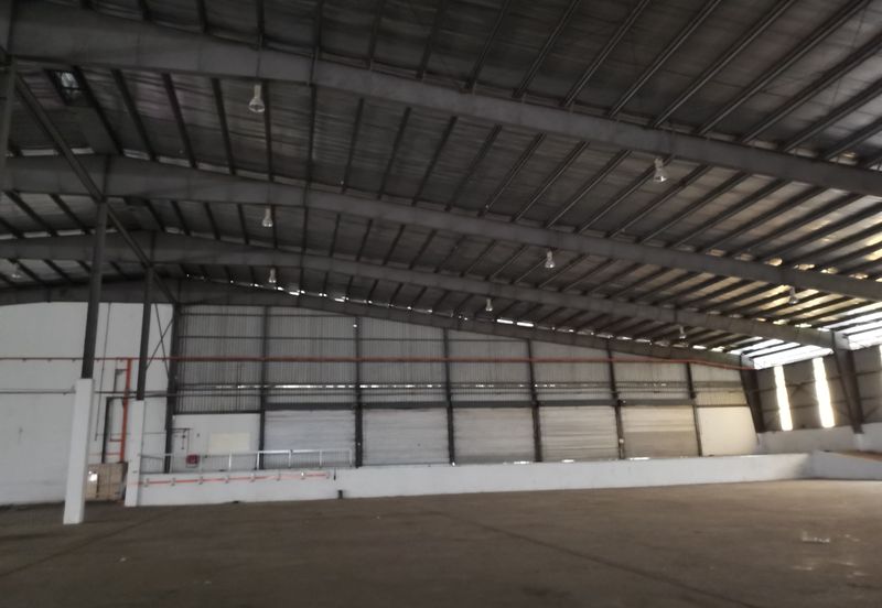 West Port, Pulau Indah