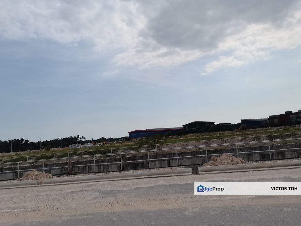 Sepang heavy industrial land , Selangor, Sepang