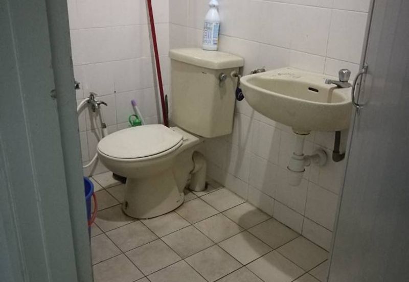 Teratai Mewah Condominium