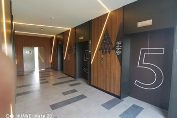 Platinum Splendor Residence