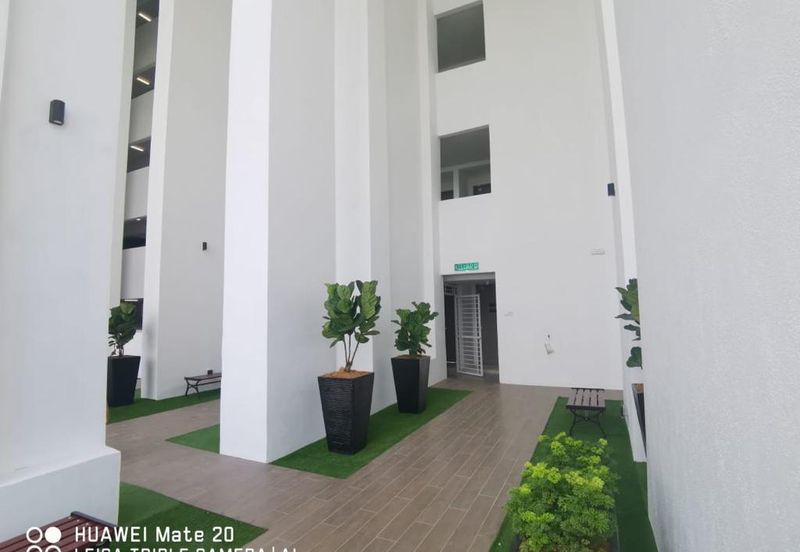 Platinum Splendor Residence