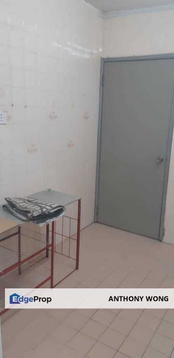 Setapak, Genting Court Condo For Sale rm225k, Kuala Lumpur, Setapak