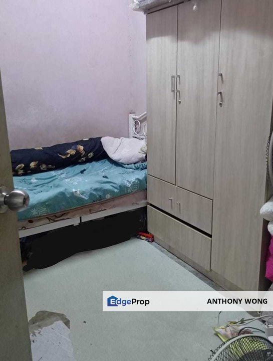 Petaling Utama Ground Floor Flat For Sale rm130k, Selangor, Petaling Jaya