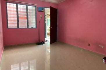 KL Pandan Jaya Flat For Sale rm190k