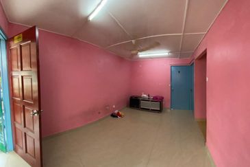 KL Pandan Jaya Flat For Sale rm190k