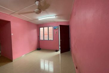 KL Pandan Jaya Flat For Sale rm190k