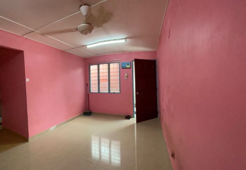 KL Pandan Jaya Flat For Sale rm190k