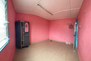 KL Pandan Jaya Flat For Sale rm190k