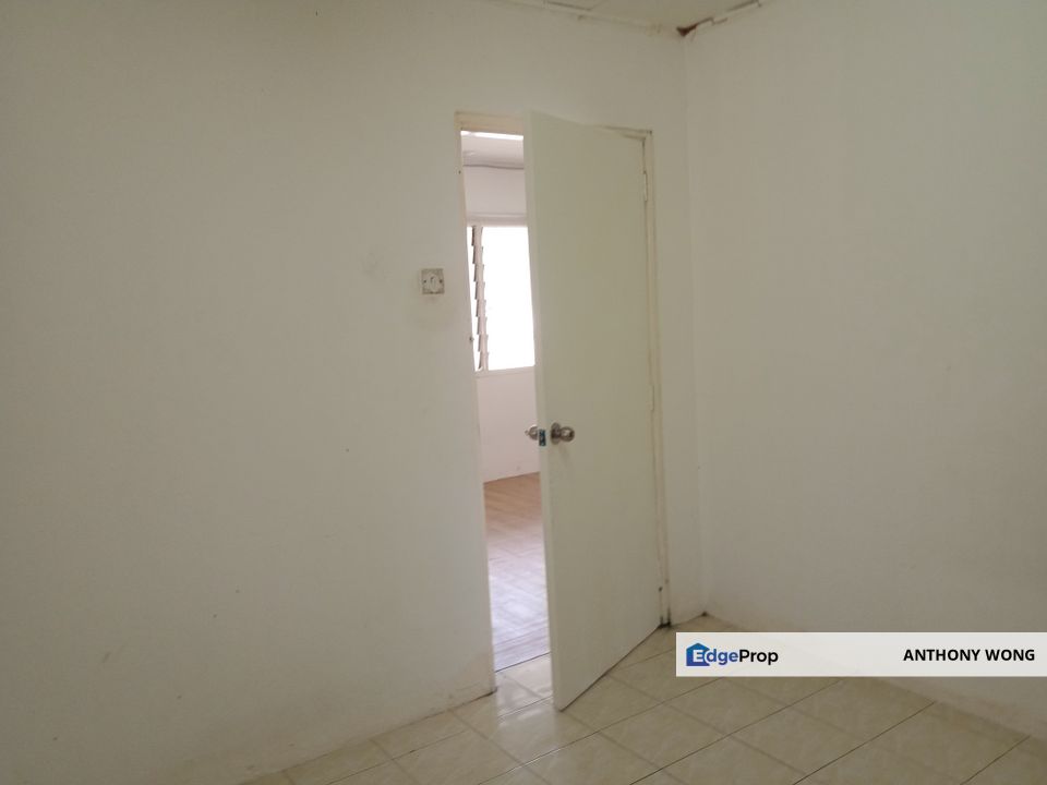 Wangsa Maju Section 2 Flat For Sale - 3bedrooms 2bathrooms, Kuala Lumpur, Wangsa Maju