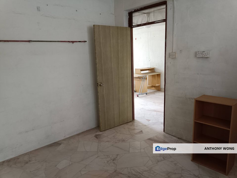 Wangsa Maju Section 1 Flat - 3min walking distance to LRT, Kuala Lumpur, Wangsa Maju