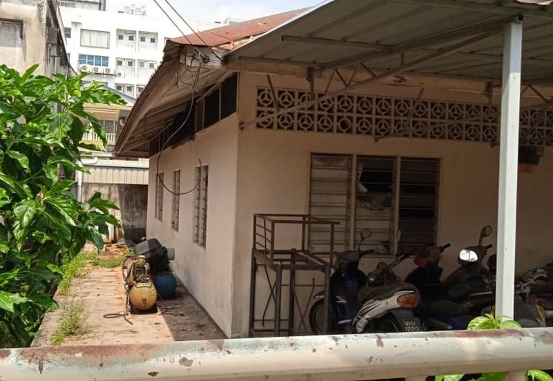 Petaling Jaya 1sty Landed House For Sale rm600k