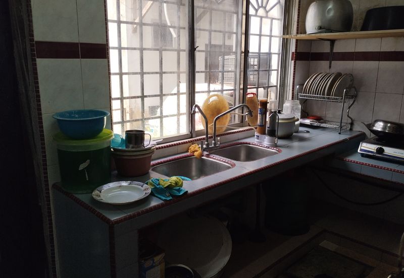 Taman Sri Bayu, Kampung Tasik Tambahan