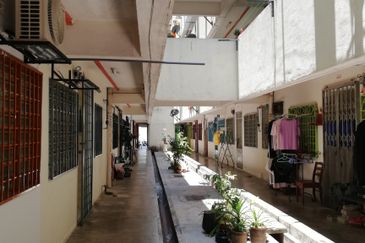 Taman Cheras Awana Apartment