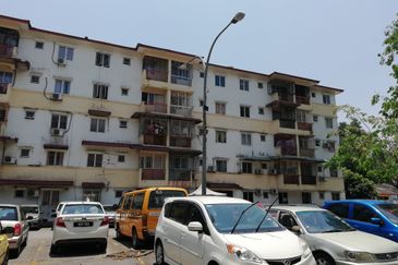 Taman Cheras Awana Apartment
