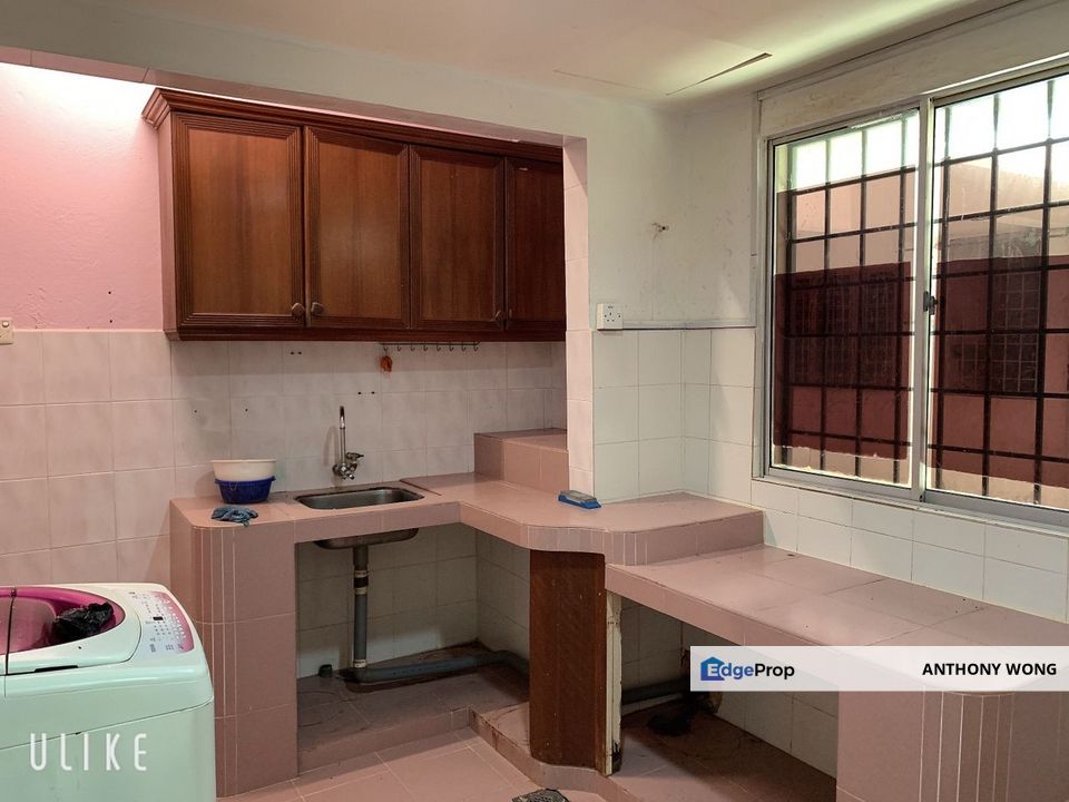 Cheras Batu 9, Awana Apartment For Sale / Rent - Ground Floor, Selangor, Cheras