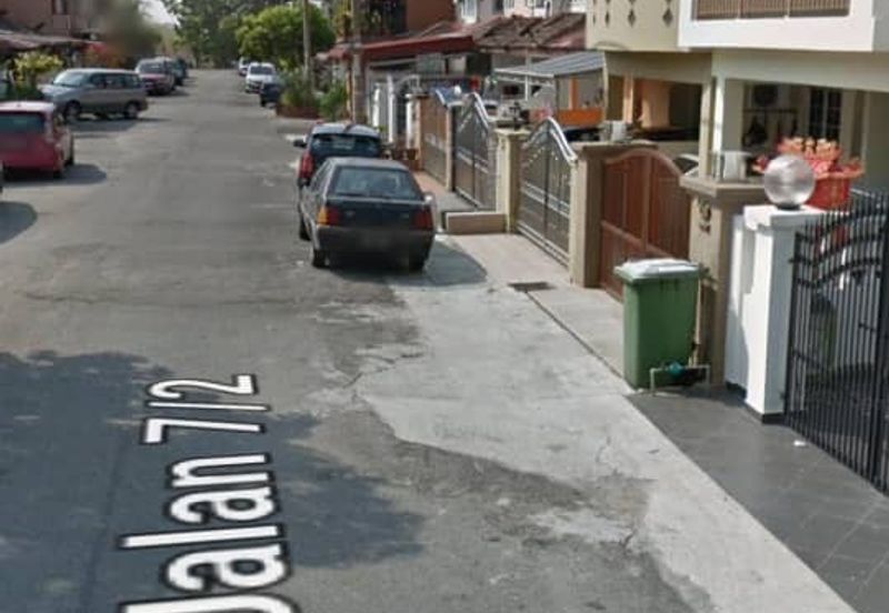 Taman Sri Bayu, Kampung Tasik Tambahan