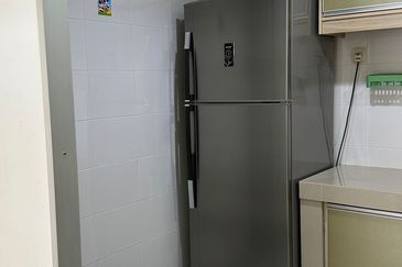 Teratai Mewah Condominium