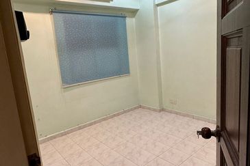 Teratai Mewah Condominium