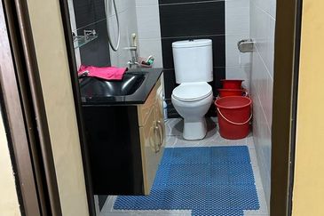 Teratai Mewah Condominium