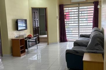 Teratai Mewah Condominium