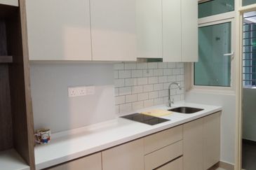 East Parc @ Menjalara