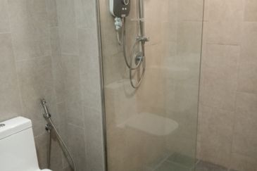 East Parc @ Menjalara