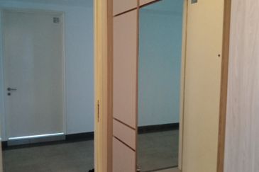 East Parc @ Menjalara