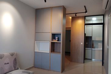 East Parc @ Menjalara