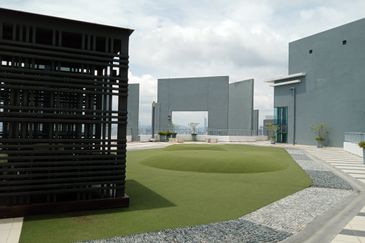 East Parc @ Menjalara