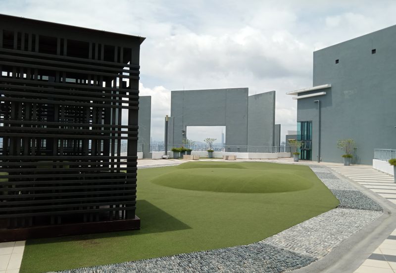 East Parc @ Menjalara