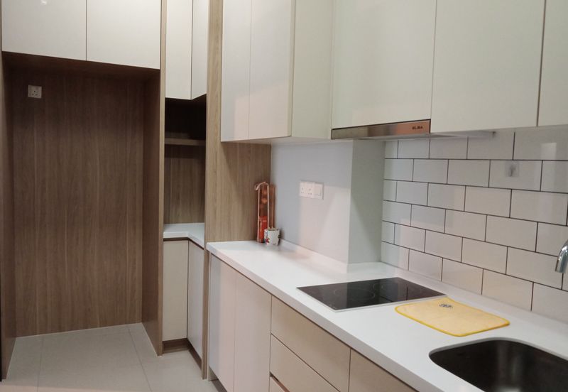 East Parc @ Menjalara