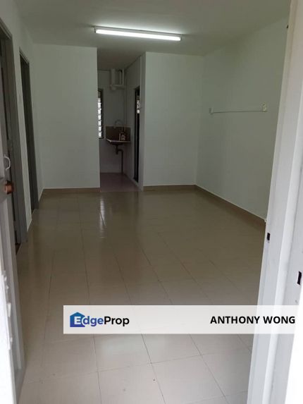 Wangsa Maju Section 2 Flat For Rent - Ground Floor, Kuala Lumpur, Wangsa Maju