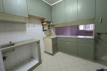 Rampai Court