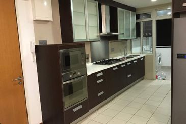 Suasana Sentral Condominium