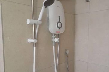 Kenwingston Platz Residence