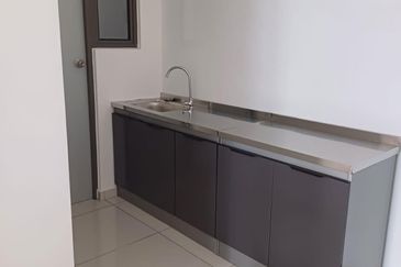 Kenwingston Platz Residence