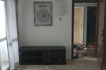 Indah Apartment