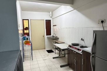 Putra Villa Kondominium