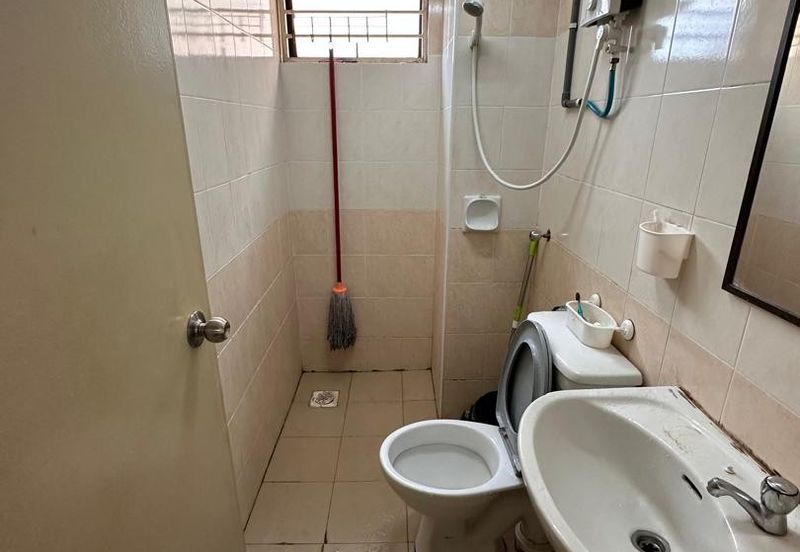 Putra Villa Kondominium