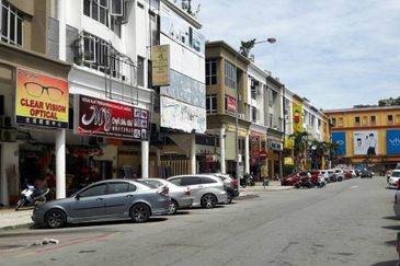 Medan Idaman Business Centre