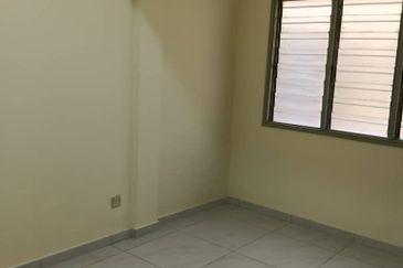 Dahlia Apartment, Pandan Indah