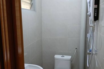 Dahlia Apartment, Pandan Indah