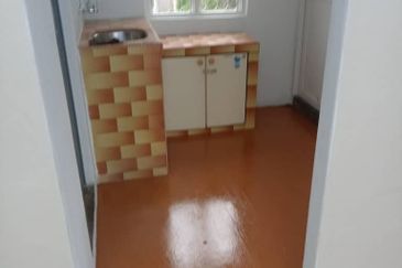 Seksyen 4 Wangsa Maju Flat Block B