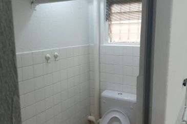 Seksyen 4 Wangsa Maju Flat Block B