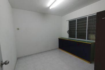 Seksyen 4 Wangsa Maju Flat Block B