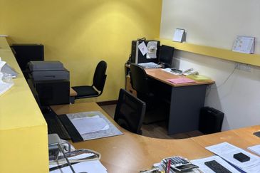 Impian Meridian Commerz