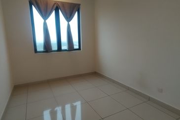 Kiara Plaza Service Apartment @ Semenyih