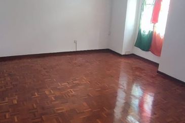 Taman Saujana Puchong