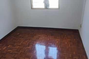 Taman Saujana Puchong