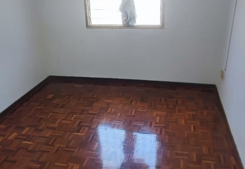 Taman Saujana Puchong